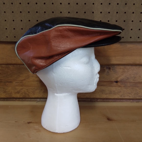 Harley-Davidson Other - Harley Davidson Leather Newsboy Cap Hat Adult Size Medium.